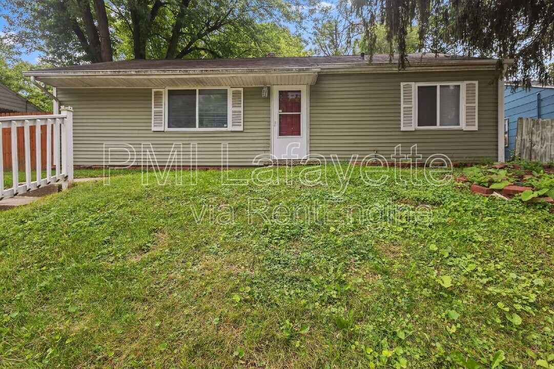 2229 Roselawn Ave in Lafayette, IN - Building Photo