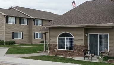 River Run Apartments in Laramie, WY - Building Photo - Building Photo