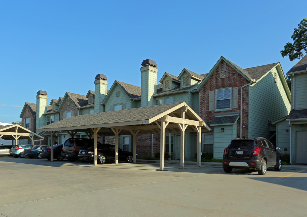 Villas of Jenks in Jenks, OK - Building Photo