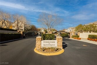 9164 Tudor Park Pl in Las Vegas, NV - Building Photo - Building Photo