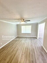 549 Greenview Ave SE in Conyers, GA - Building Photo - Building Photo