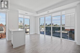 286 Main St in Toronto, ON - Building Photo - Building Photo