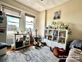 106 Myrtle St, Unit 18 in Boston, MA - Building Photo - Building Photo