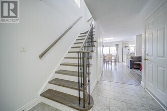 93 Mare Crescent in Toronto, ON - Building Photo - Building Photo