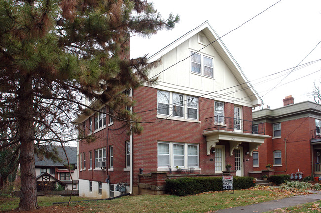 2163 Sherwood Ave in Louisville, KY - Foto de edificio - Building Photo