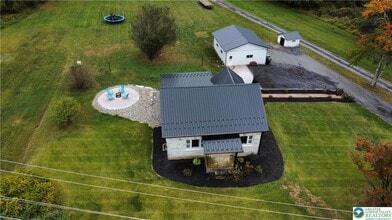 2012 State St in Alburtis, PA - Building Photo - Building Photo