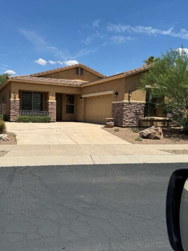 property at 15289 S Via Lago Del Encanto