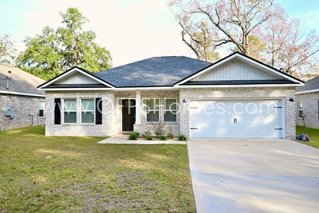 property at 113 Shady Ln