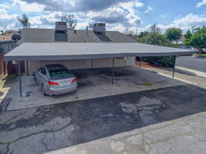 1271 Jefferson Ave in Clovis, CA - Building Photo - Other