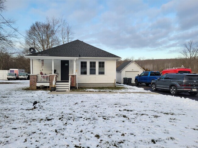 712 NY-52 in Walden, NY - Building Photo - Building Photo