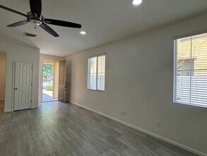 4459 S Leisure Way in Gilbert, AZ - Building Photo - Building Photo