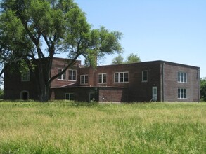 200 School Ave in Mahaska, KS - Building Photo - Building Photo