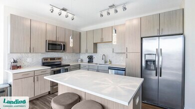 1291 S Ulster St in Denver, CO - Building Photo - Building Photo