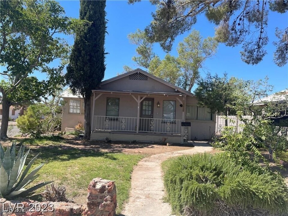 668 Avenue F in Boulder City, NV - Building Photo