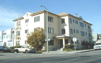 640 E 15th St in Oakland, CA - Building Photo - Building Photo