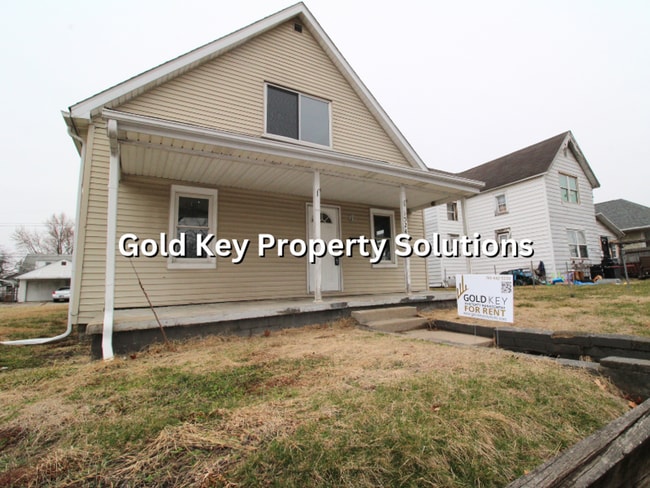 property at 1524 W 6th St