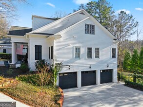 102 N Cove Dr in Peachtree City, GA - Building Photo - Building Photo