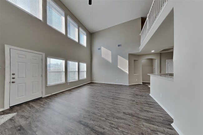 5015 Mossy Bridge Dr in Spring, TX - Building Photo - Building Photo