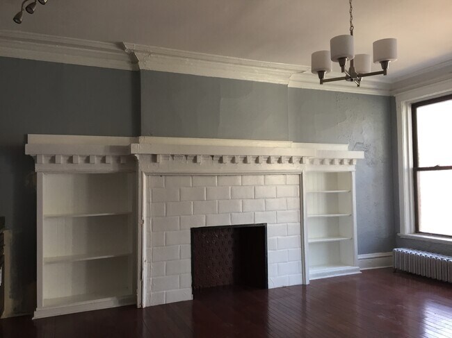 5131 S Ingleside Ave, Unit 1 in Chicago, IL - Foto de edificio - Building Photo