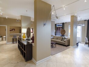 765 Walker Sq, Unit 2B in Charlottesville, VA - Building Photo - Building Photo