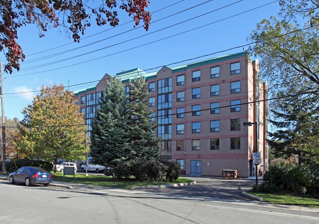 Marigold Co-operative Homes in Whitby, ON - Building Photo