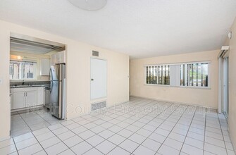 12234 Rancho Bernardo Rd-Unit -Unit A in San Diego, CA - Foto de edificio - Building Photo