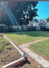 32 Apple St in Edison, NJ - Building Photo - Building Photo