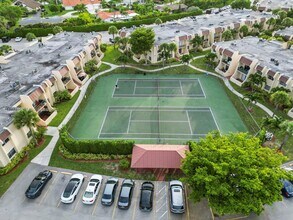 14034 SW 90th Ave in Miami, FL - Building Photo - Building Photo