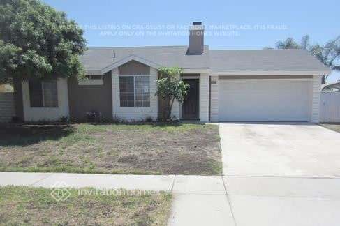 15569 Athol St in Fontana, CA - Building Photo