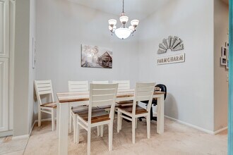 14 Celano Ct in Newport Beach, CA - Building Photo - Building Photo