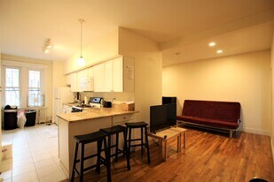 1868 Commonwealth Ave, Unit 5 in Boston, MA - Building Photo