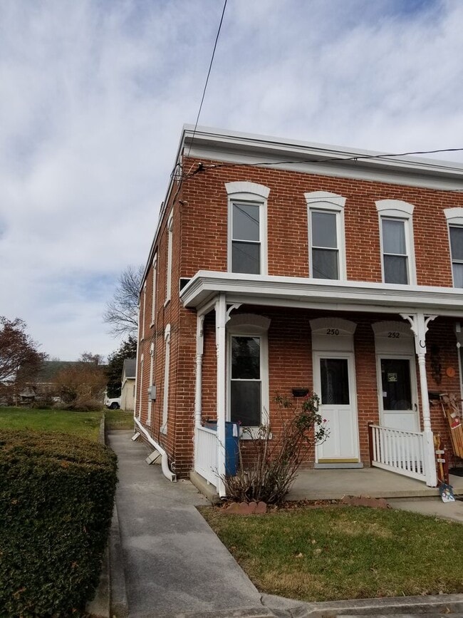 property at 250-252 Garfield St