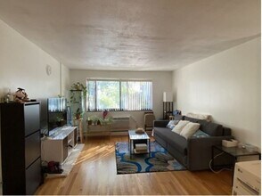 40 Clifton St, Unit 21 in Cambridge, MA - Foto de edificio - Building Photo
