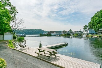31 Schnackel Dr in Rochester, NY - Building Photo - Building Photo