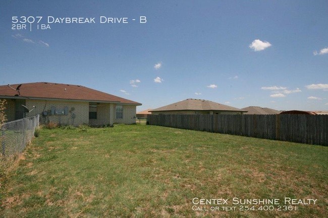 5307 Daybreak Dr in Killeen, TX - Foto de edificio - Building Photo