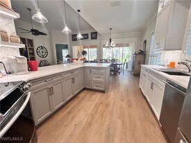 7651 Hernando Ct in Naples, FL - Building Photo