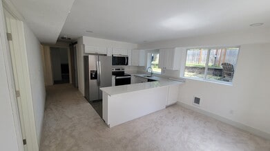 1423 85th Dr NE, Unit B in Lake Stevens, WA - Building Photo - Building Photo
