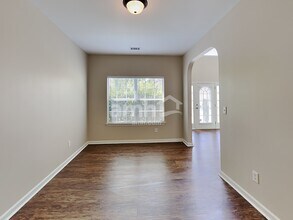 2934 Gayle Manor Ln in Snellville, GA - Building Photo - Building Photo