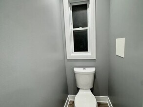 2233 N Southport Ave in Chicago, IL - Building Photo - Building Photo