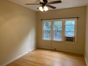 1160 N Raymond Ave, Unit 1 in Pasadena, CA - Building Photo - Building Photo