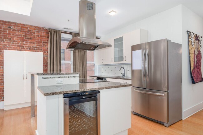 116 Crown St in New Haven, CT - Foto de edificio - Building Photo