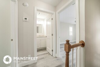 2167 14th Ave S, Unit D802 in St. Petersburg, FL - Building Photo - Building Photo