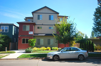 The Ridgemont Student Apartments in Eugene, OR - Building Photo - Other