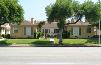 1216 W Victory Blvd in Burbank, CA - Building Photo - Building Photo