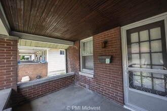 5010 E 10th St in Indianapolis, IN - Building Photo - Building Photo