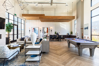 The Pointe at West Point in West Point, UT - Foto de edificio - Interior Photo