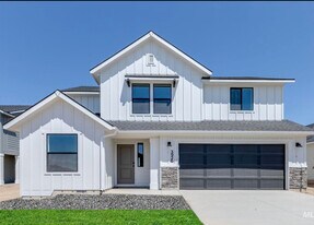 3926 W Tribute St in Meridian, ID - Building Photo