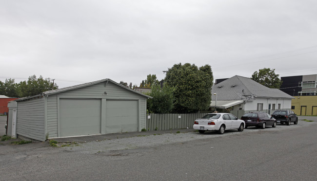 1923 22nd Ave S in Seattle, WA - Foto de edificio - Building Photo