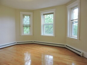 280 Brookline St, Unit 2a in Cambridge, MA - Building Photo - Building Photo