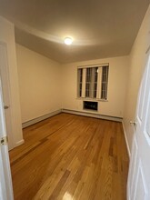 154 Bay 11th St, Unit 1 in Brooklyn, NY - Building Photo - Building Photo